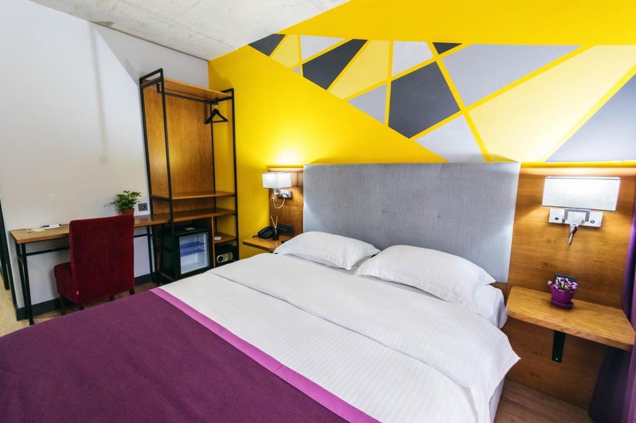 Hotel Adora 트빌리시 외부 사진